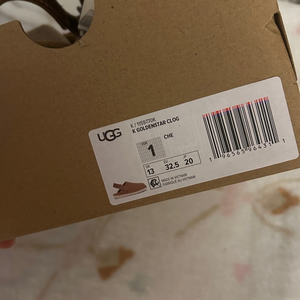 Ugg youth Goldenstar size 1 - Picture 4 of 4